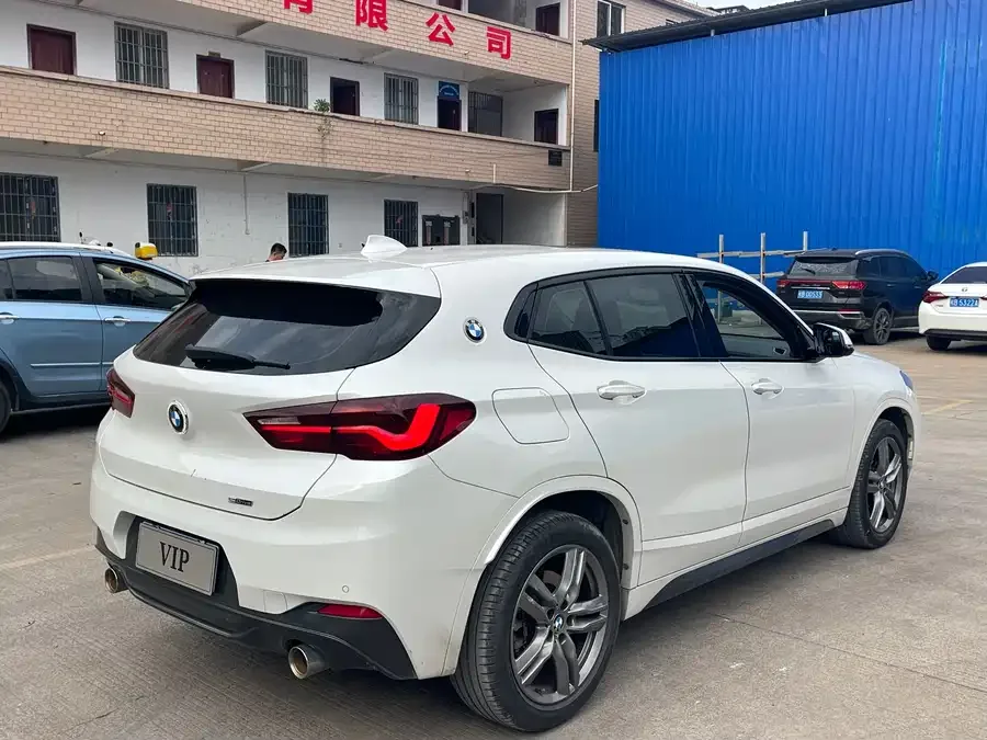 BMW X2 2022 sDrive25i M Sport Package 2022 — миниатюра 2