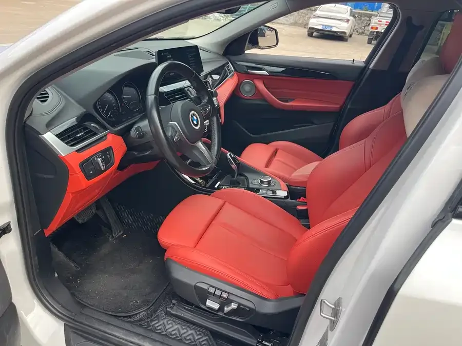 BMW X2 2022 sDrive25i M Sport Package 2022 — миниатюра 3