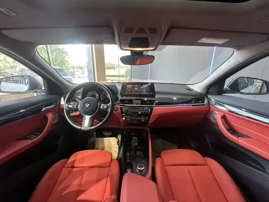 BMW X2 2023 sDrive25i M Sport Night Edition 2024 — миниатюра 3