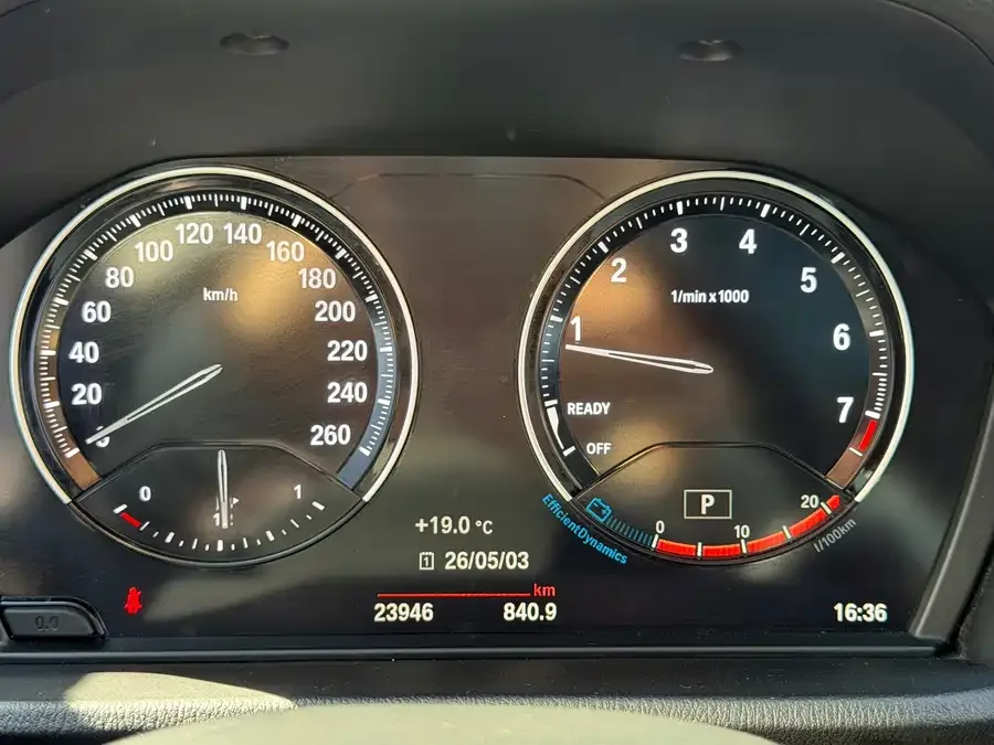 BMW X2 2023 sDrive25i M Off-Road Package 2023 — миниатюра 5