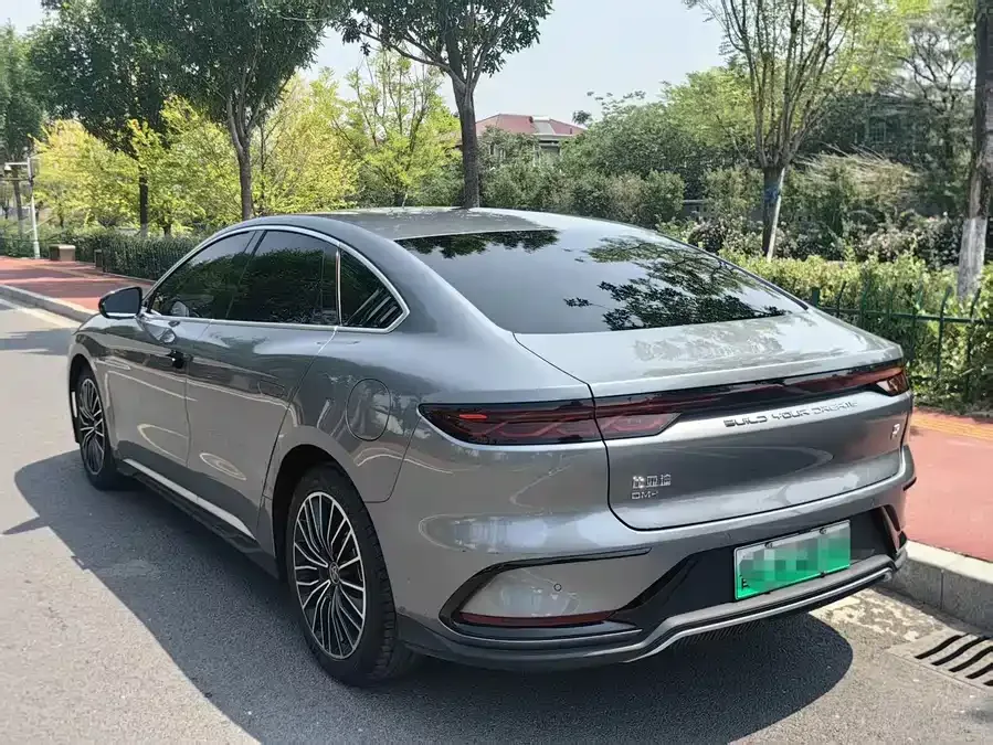 BYD Second-hand Han 2022 DM-i 121KM Premium Edition 2023 — миниатюра 2