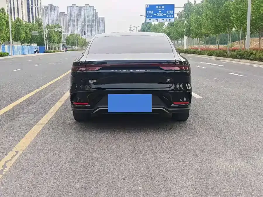 BYD Second-hand Han 2025 DM-i 125KM Premium Edition 2024 — миниатюра 2