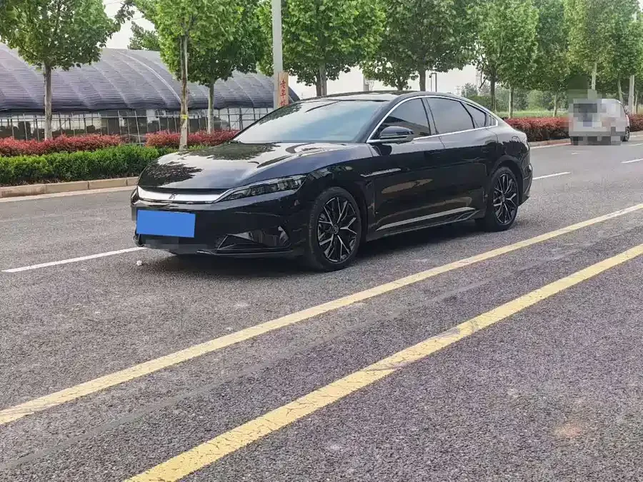 BYD Second-hand Han 2025 DM-i 125KM Premium Edition 2024 — фото 1, купить с доставкой в Москву