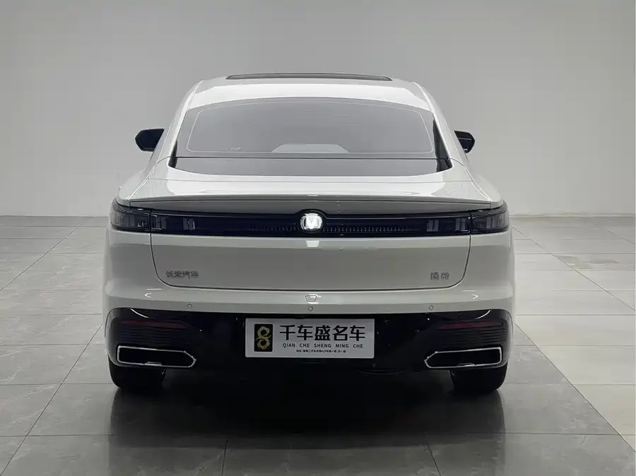Changan Yidong Changan Eado 2026 Fourth Generation 1.5T 500Bar Smart Edition 2025 — миниатюра 2