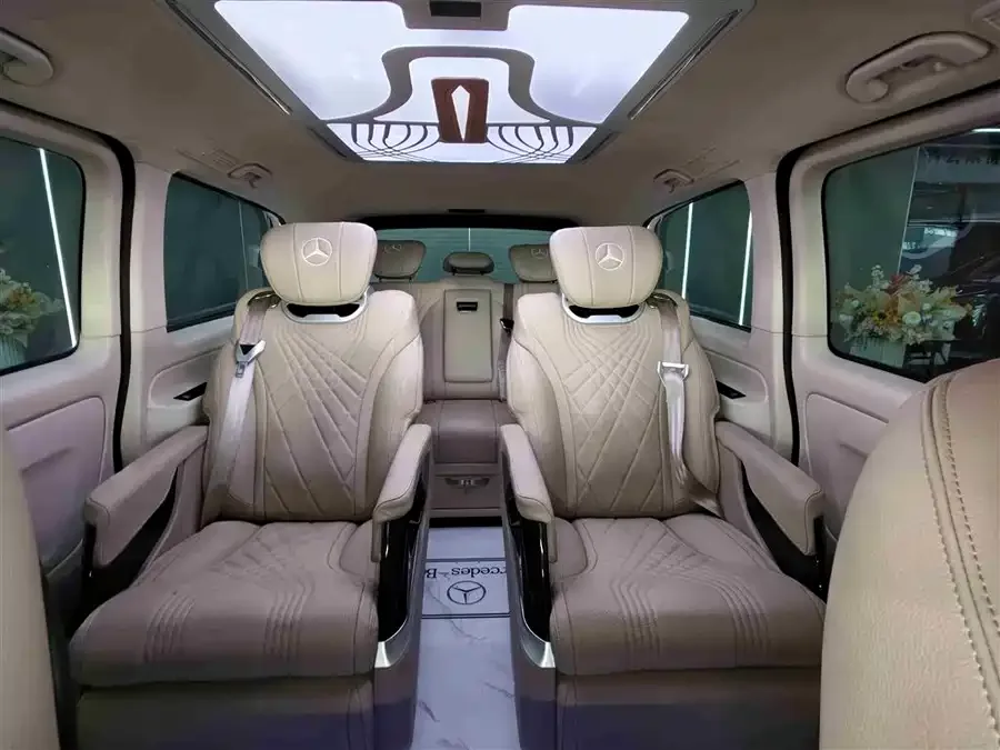 Mercedes-Benz Vito Vito 2021 2.0T Business Edition 7 Seaters 2023 — миниатюра 3