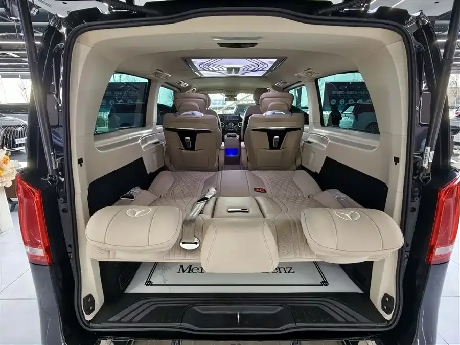Mercedes-Benz Vito Vito 2021 2.0T Business Edition 7 Seaters 2023 — миниатюра 5