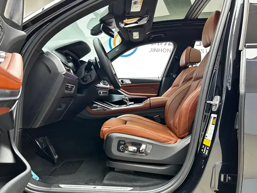 BMW X7 2021 facelift xDrive40i Exclusive M Sport Package 2022 — миниатюра 2