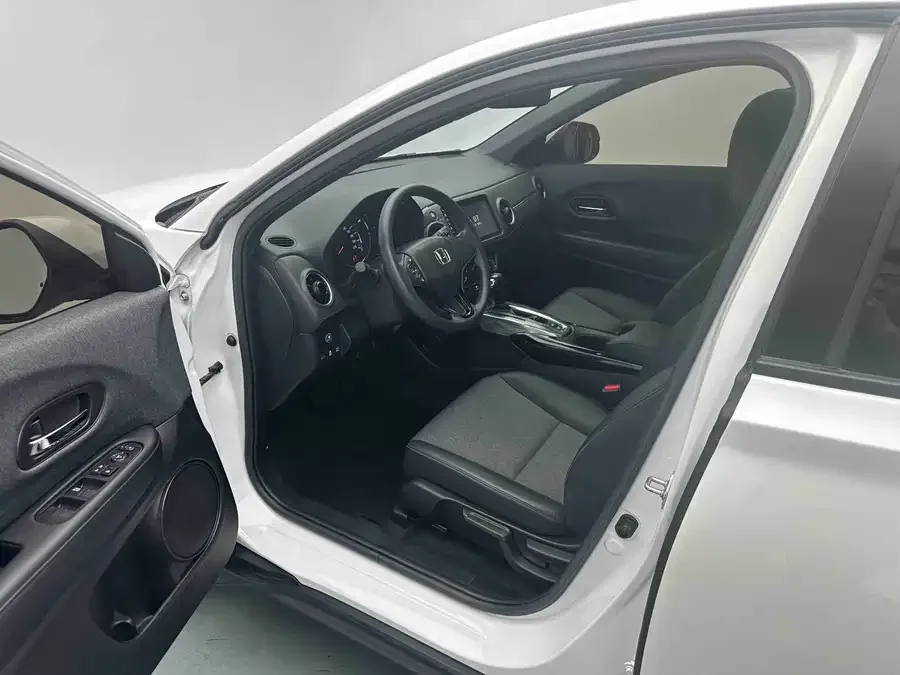 Honda WR-V 2021 1.5L CVT Comfort Edition 2022 — миниатюра 3