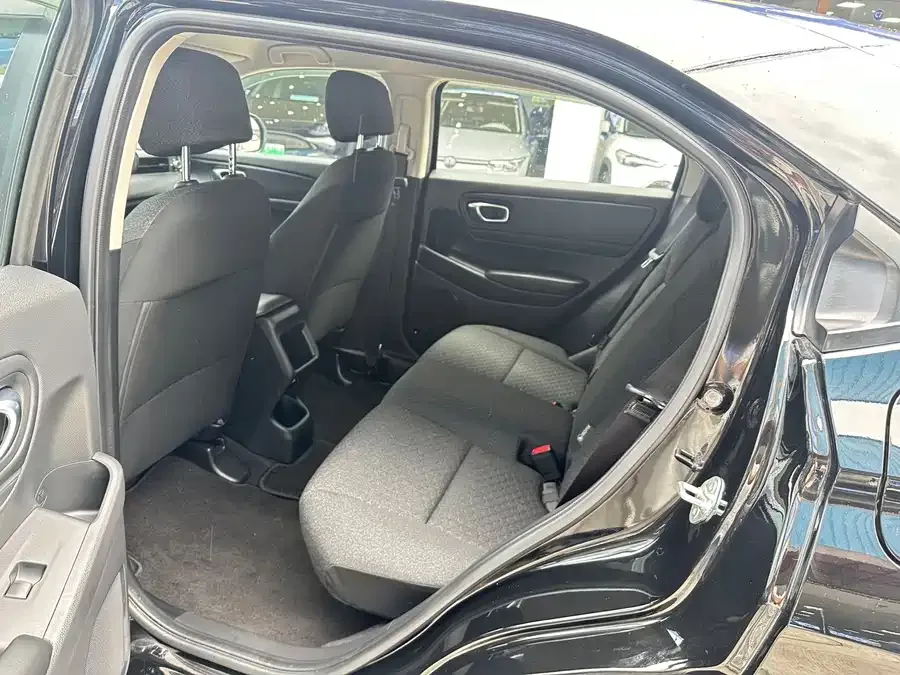 Honda WR-V 2023 1.5L CVT Hot Edition 2023 — миниатюра 2