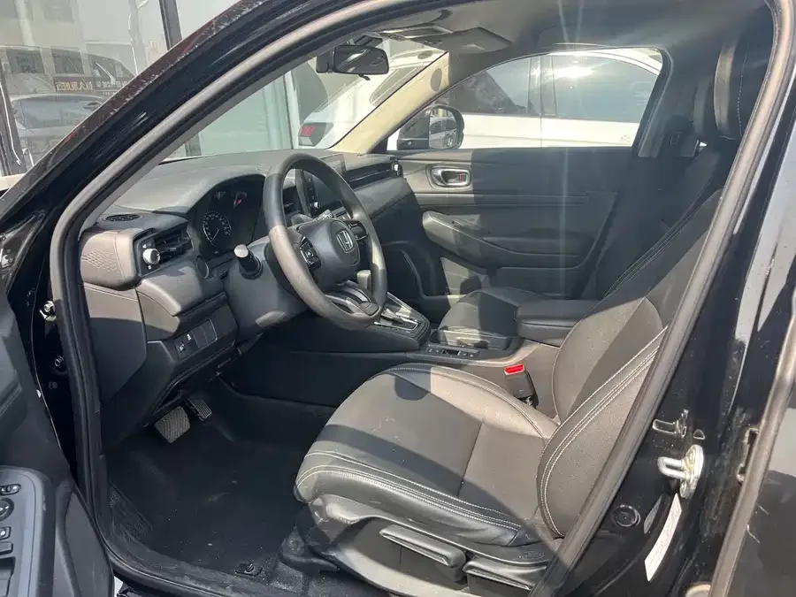 Honda WR-V 2023 1.5L CVT Hot Edition 2023 — миниатюра 3