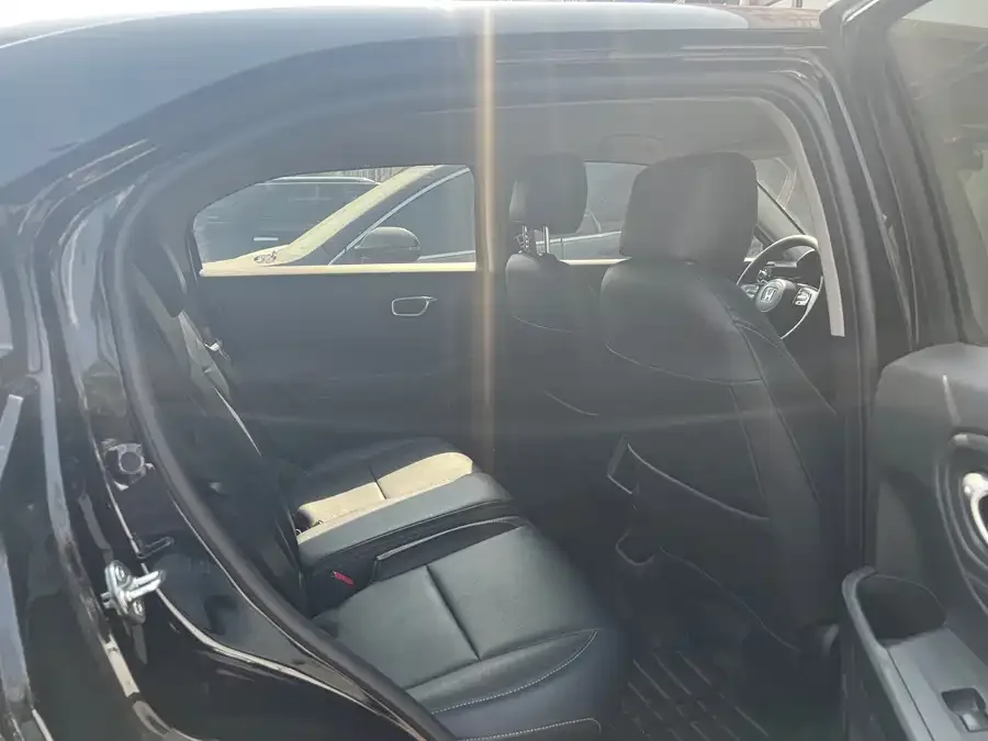 Honda WR-V 2023 1.5L CVT Hot Edition 2023 — миниатюра 4