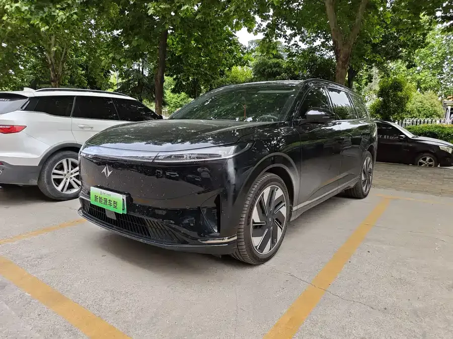 Dongfeng e008 2025
