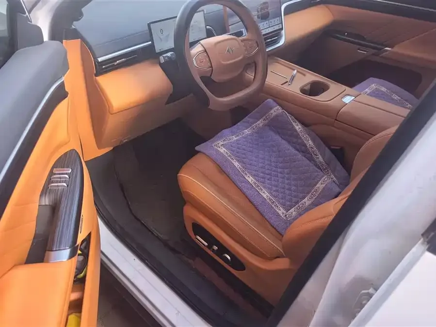 Dongfeng e008 e008 2025 Model 636 Ultra Ruyi Edition 5-seater 2025 — миниатюра 3