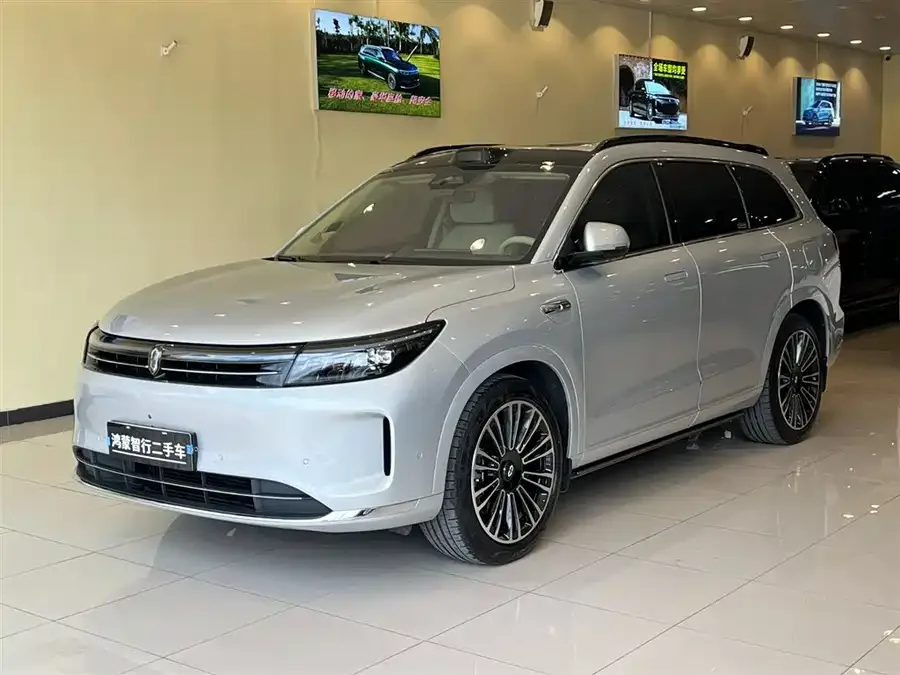 AITO M7 Wenjie M7 2024 1.5T Intelligent Driving Rear-wheel Drive Ultra Edition 5 Seaters 2025 — фото 1, купить с доставкой в Москву