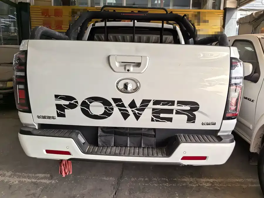 Great Wall gun 2021 2.0T Passenger Global Edition Automatic Gasoline Four-wheel Drive Premium Standard Box GW4C20B 2022 — миниатюра 2