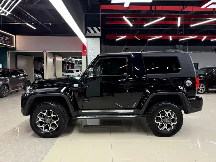 BAIC BJ40 Beijing Off-road BJ40 2024 2.0T Tribute to 2020 Honor Edition 2024 — миниатюра 2