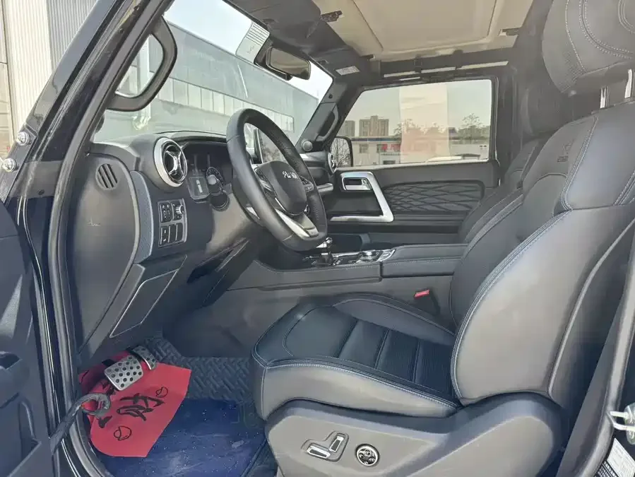 BAIC BJ40 Beijing Off-road BJ40 2020 2.0T Automatic Four-wheel Drive Tribute 2020 Supreme Edition 2022 — миниатюра 4