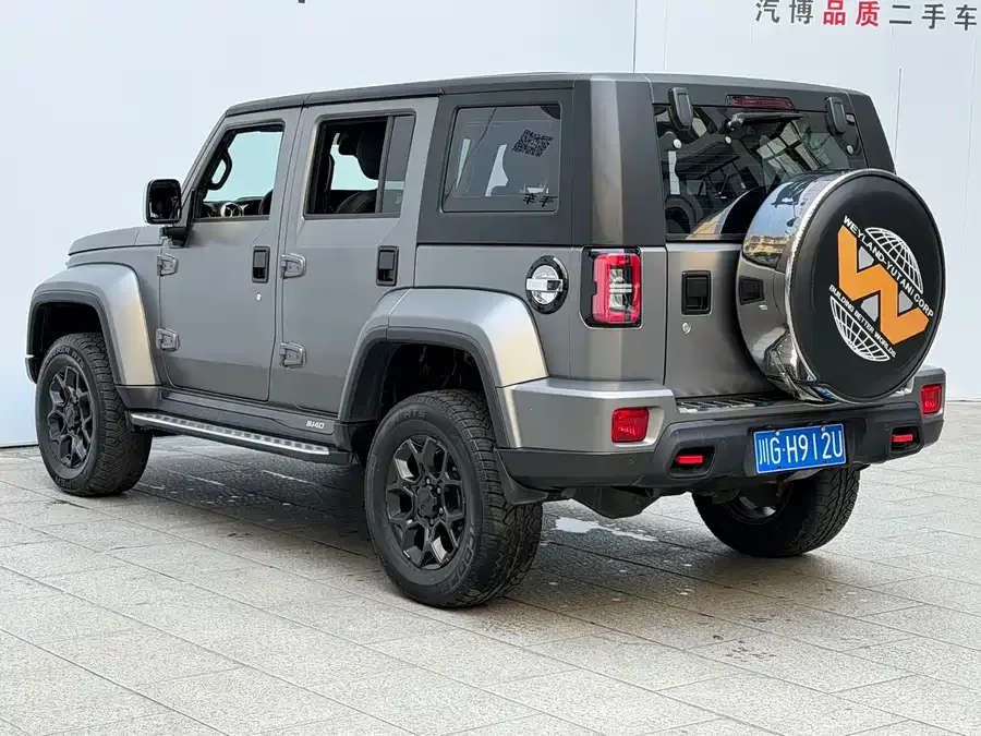 BAIC BJ40 Beijing Off-road BJ40 2022 2.0T Automatic 4WD Touring Tower Champion Edition 2022 — миниатюра 5