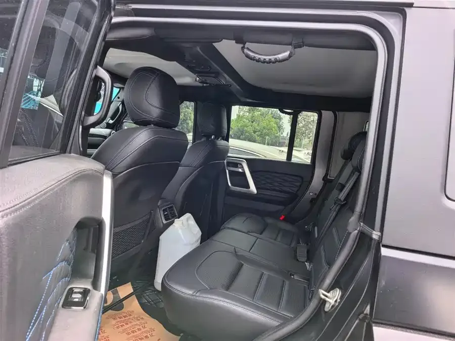 BAIC BJ40 Beijing Off-road BJ40 2023 2.0D Automatic 4WD Blade Hero Edition Knight Edition 2023 — миниатюра 3