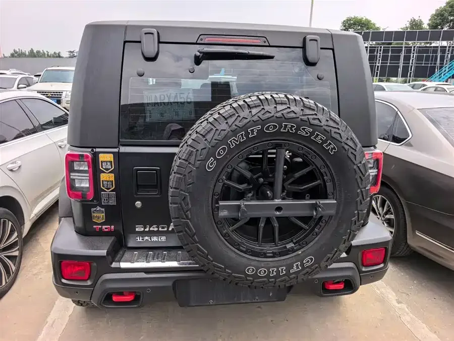BAIC BJ40 Beijing Off-road BJ40 2023 2.0D Automatic 4WD Blade Hero Edition Knight Edition 2023 — миниатюра 5