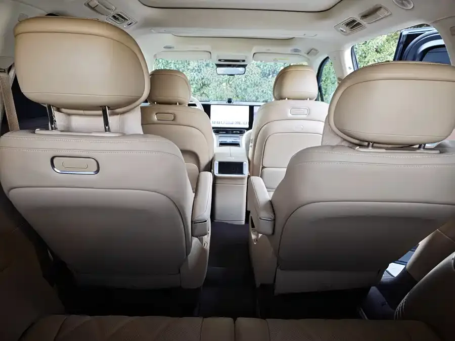 AITO M9 Wenjie M9 2025 Extended Range Ultra Edition 52kWh 6-Seat Version (192-line LiDAR) 2025 — миниатюра 4