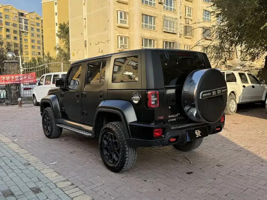 BAIC BJ40 Beijing Off-road BJ40 2021 2.0D Automatic 4WD Blade Hero Edition Knight Edition 2022 — миниатюра 2
