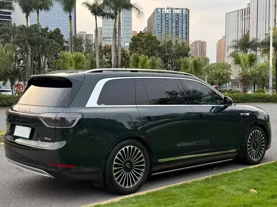 AITO M9 M9 2024 Extended Range Ultra Edition 42kWh 6-seater Edition 2024 — миниатюра 5