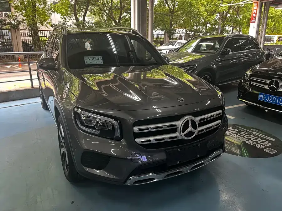 Mercedes-Benz GLB-Class 2023