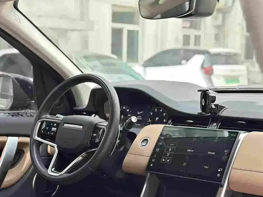 Land Rover Pre-owned Discovery Sports Discovery Sport 2025 249PS Performance Technology Edition 2024 — миниатюра 4