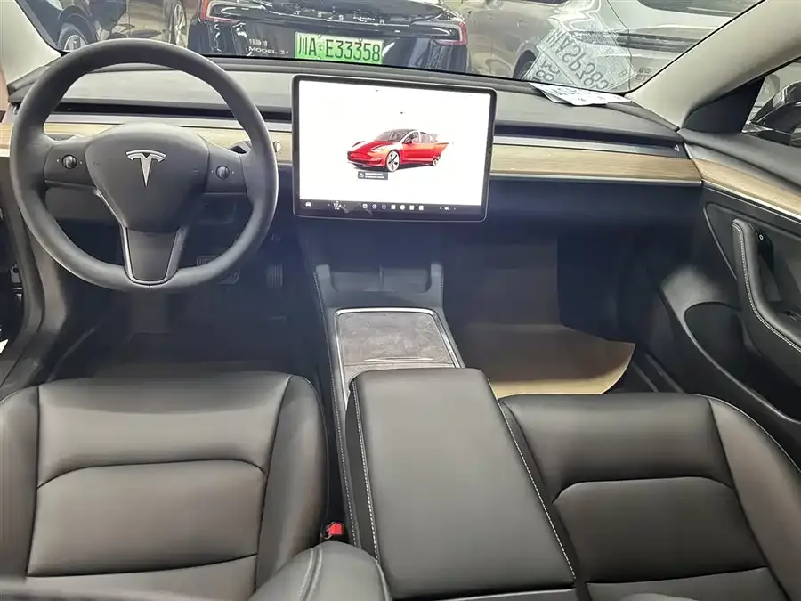 Tesla Model 3 Model 3 2022 rear-wheel drive version 2023 — миниатюра 3
