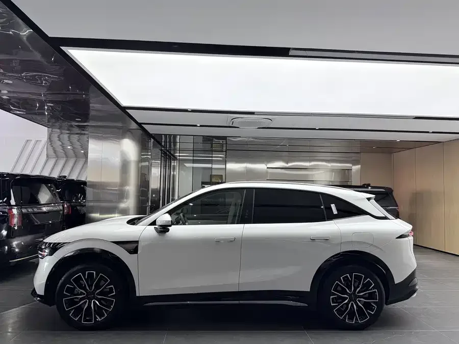 Zeekr 7X Zeekr 7X 2025 75kWh RWD Smart Driving Edition 2024 — миниатюра 4