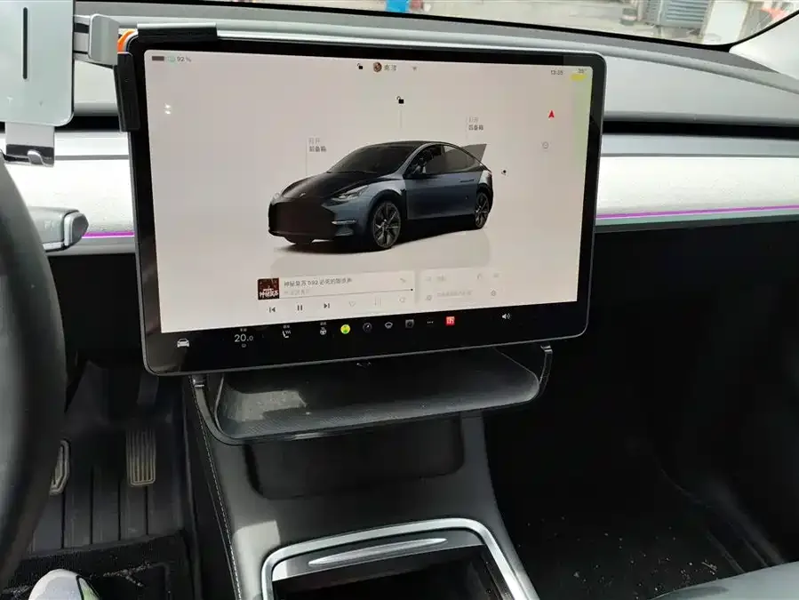 Tesla Model Y Model Y 2024 rear-wheel drive version 2024 — миниатюра 4