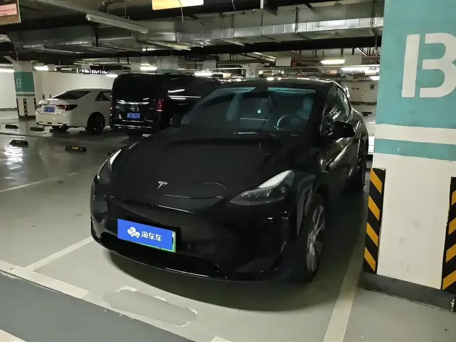 Tesla Model Y Model Y 2022 facelift rear-wheel drive version 2023 — фото 1, купить с доставкой в Москву