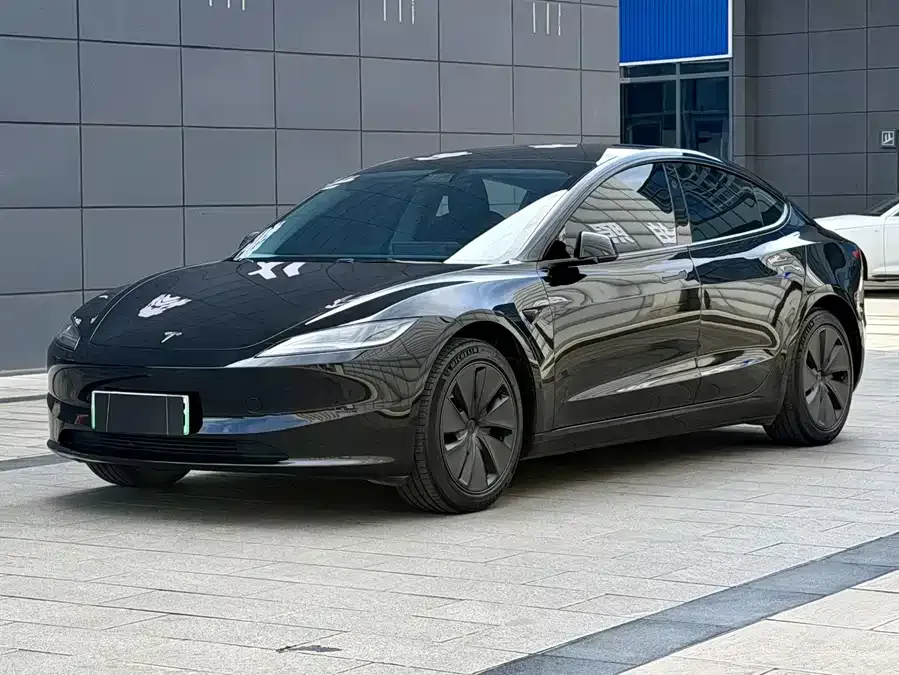 Tesla Model 3 2026