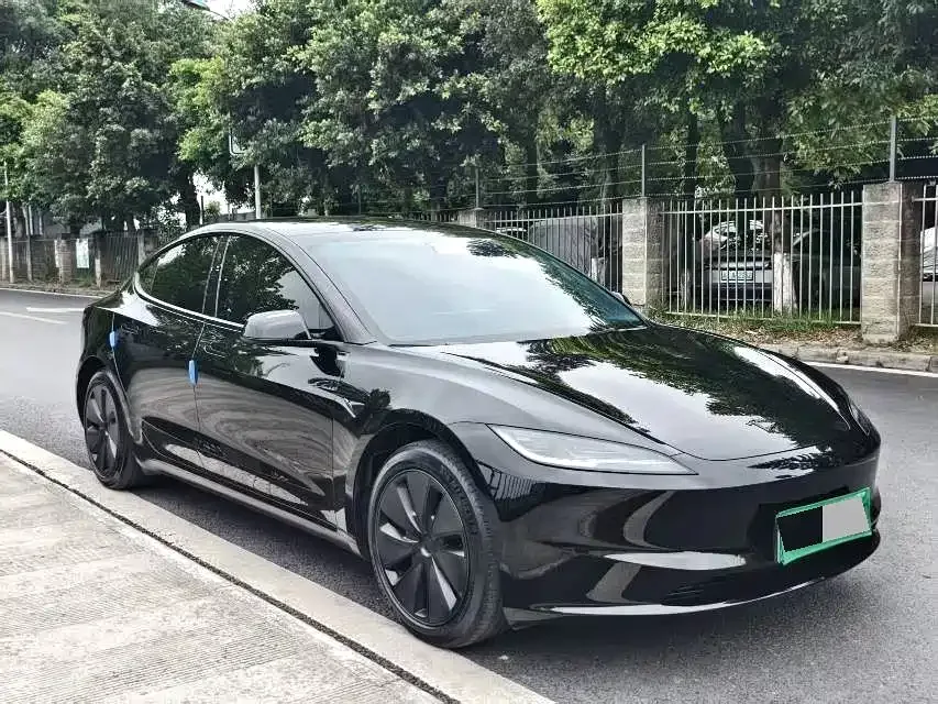 Tesla Model 3 Model 3 2023 rear-wheel drive version 2024 — миниатюра 3