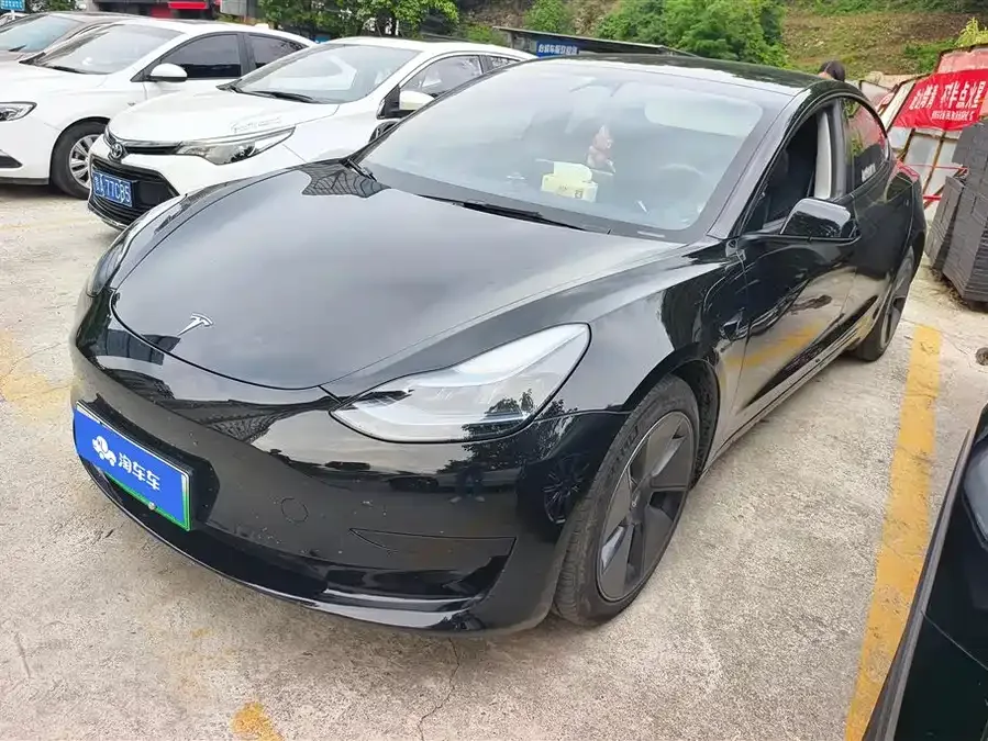 Tesla Model 3 2023