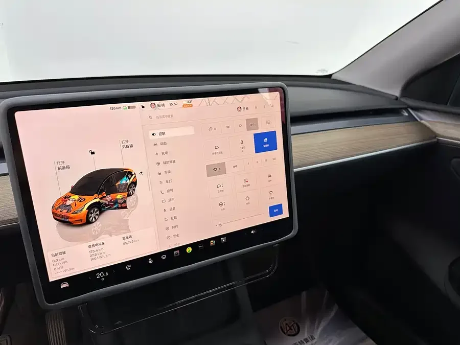 Tesla Model Y Model Y 2022 facelift rear-wheel drive version 2023 — миниатюра 4