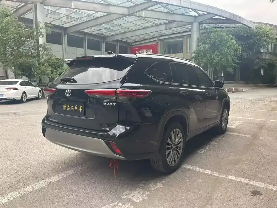 Toyota Highlander Highlander 2022 380T 4WD Luxury Edition 7 Seaters 2024 — миниатюра 3