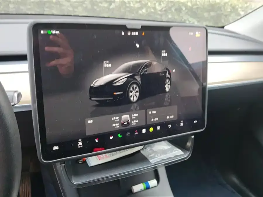 Tesla Model Y Model Y 2023 long-range all-wheel drive version 2023 — миниатюра 4
