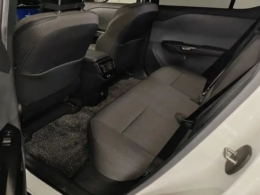 Lexus RZ 2023 450e 4WD Vertical Edition 2023 — миниатюра 5