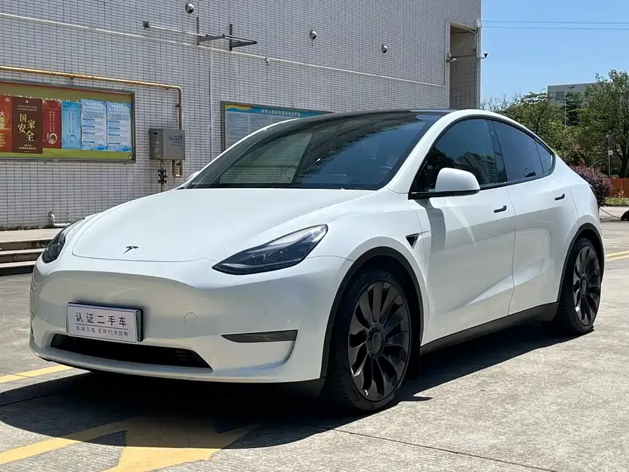 Tesla Model Y 2023