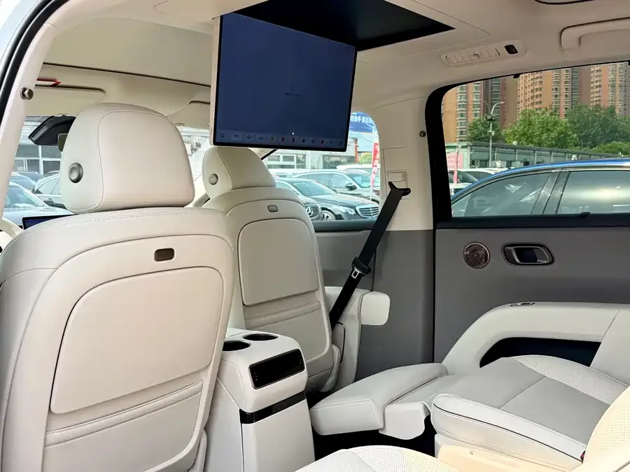 Li Ideal i8 Ideal i8 2025 Standard Edition 2025 — миниатюра 5