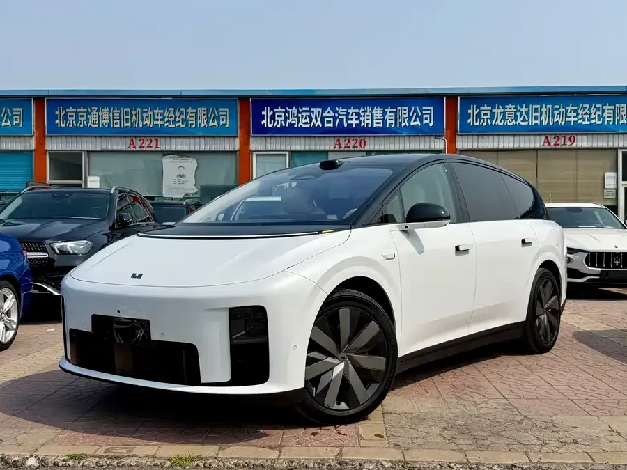 Li Ideal i8 2025