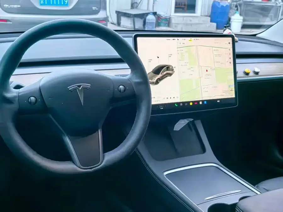 Tesla Model 3 Model 3 2021 standard range rear drive upgraded version 3D6 2022 — миниатюра 5
