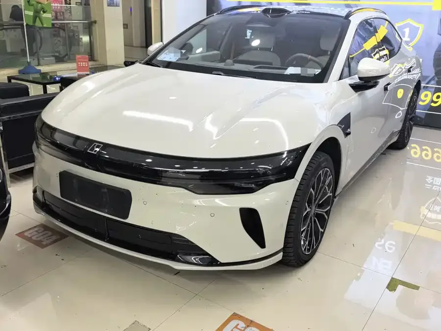 Zeekr 007GT 2025