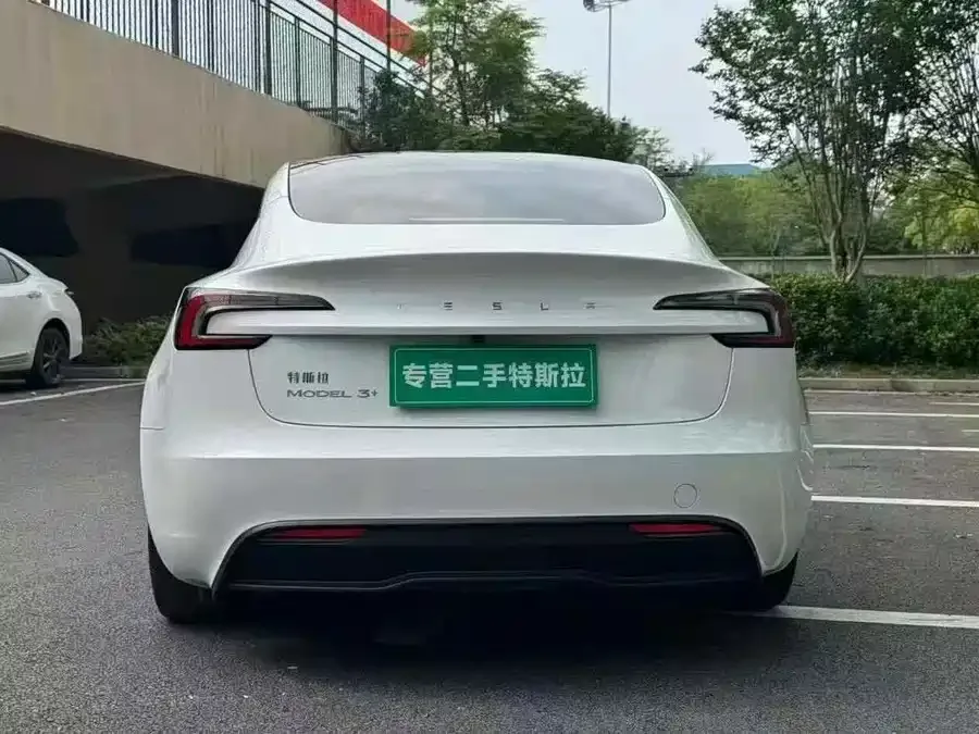 Tesla Model 3 Model 3 2023 rear-wheel drive version 2024 — миниатюра 5