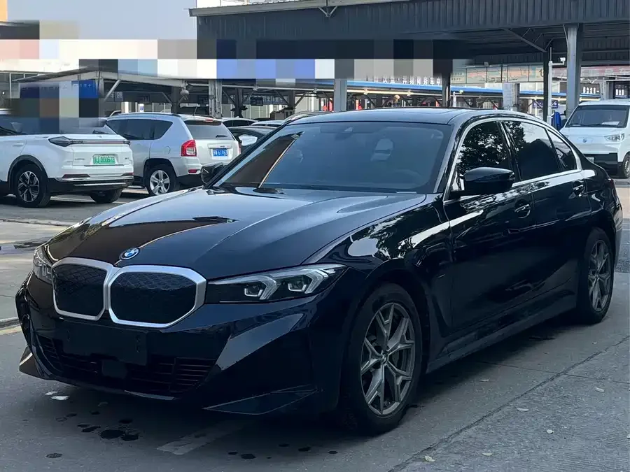 BMW i3 2025