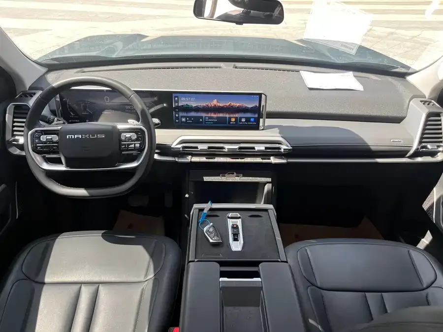 Maxus StarCraft X Interstellar X 2025 2.5T Deluxe Edition 2025 — миниатюра 2