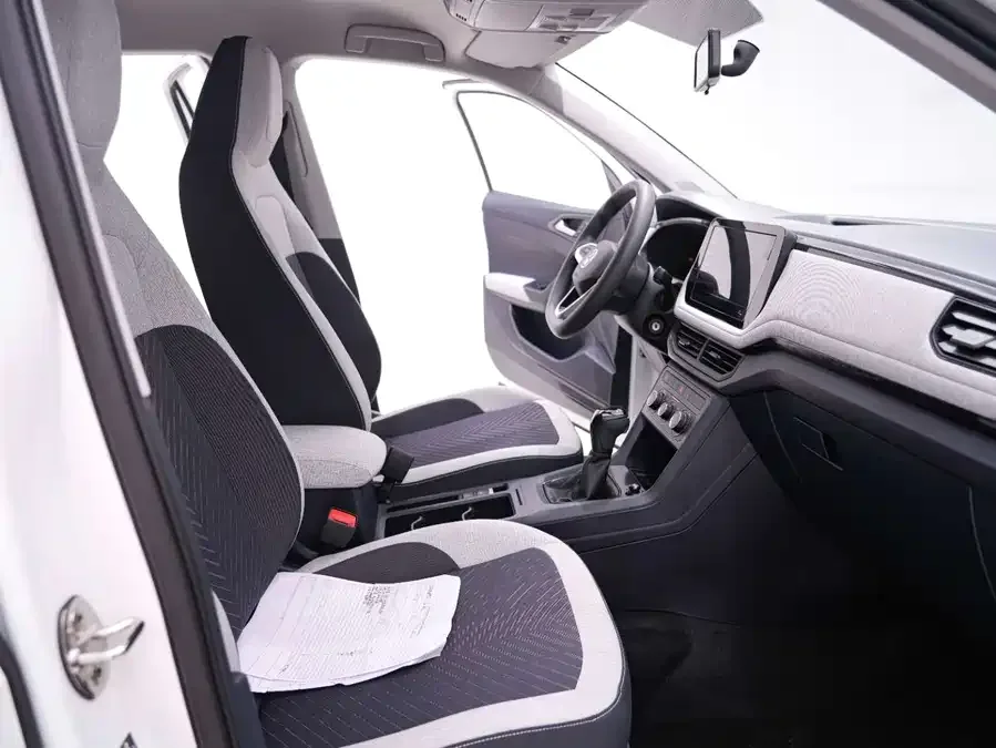Volkswagen Tiguan (Tharu) Tuyue 2025 New 1.5L Ruijin Edition 2024 — миниатюра 5