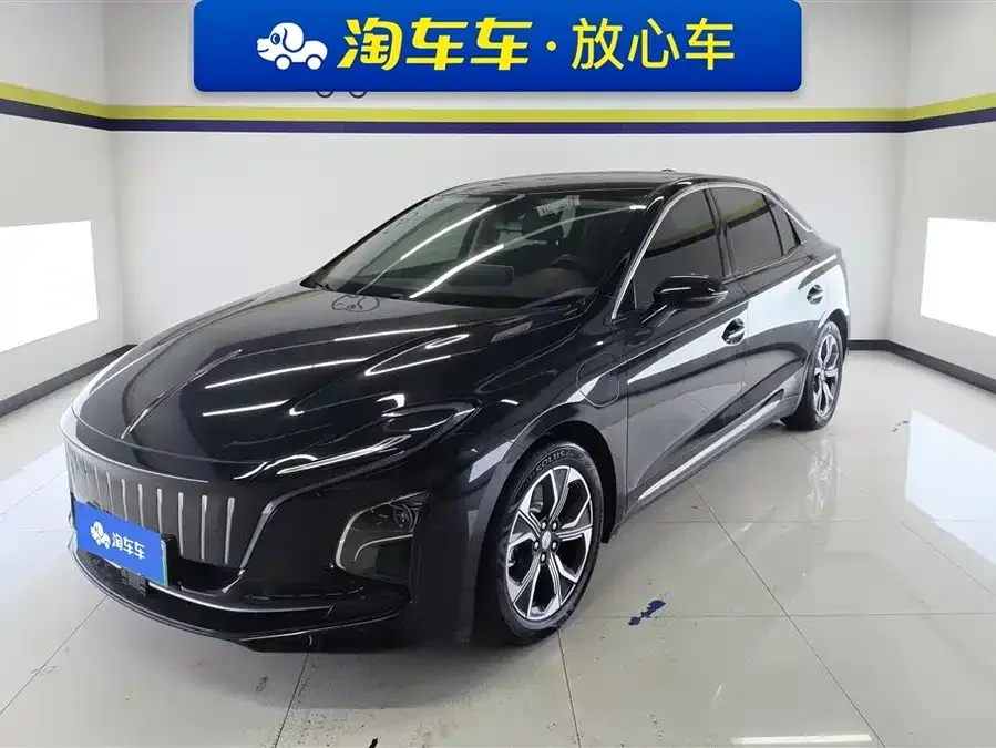 Hongqi E-QM5 2023